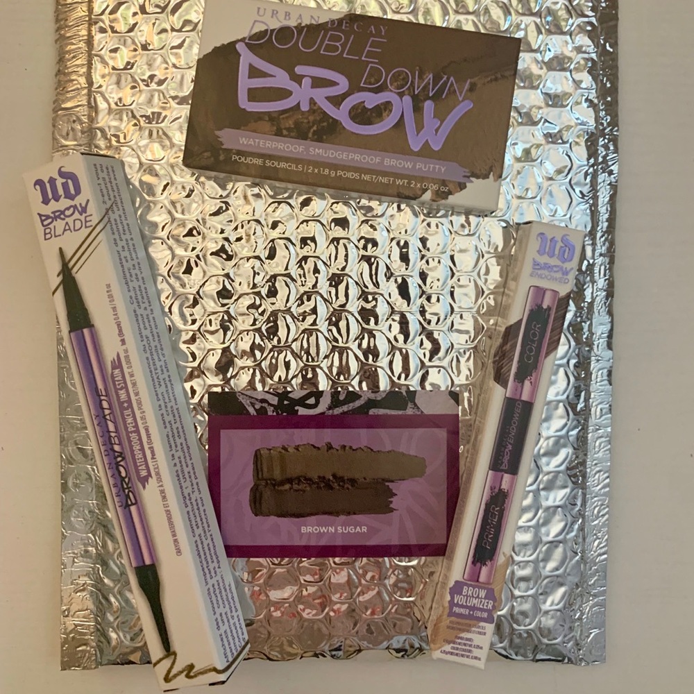 Urban Decay Street Style Brow Set in BROWN SUGAR